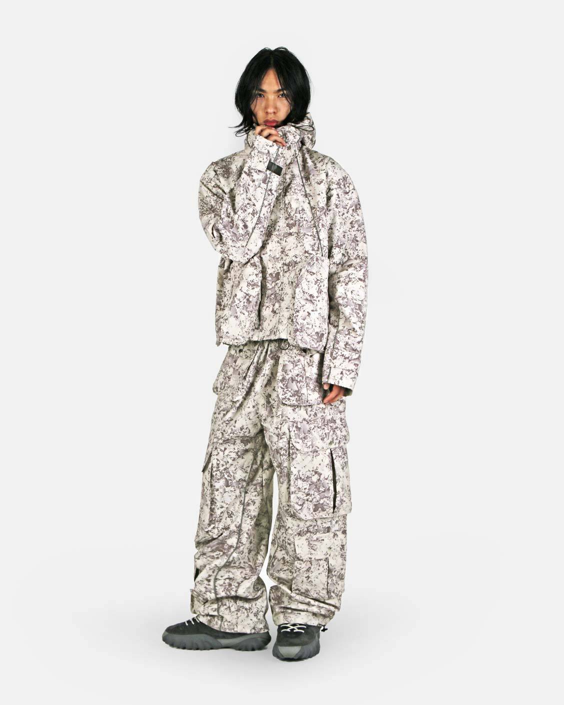 Tech Cargo Beige Camou, product view 5 on a light grey background