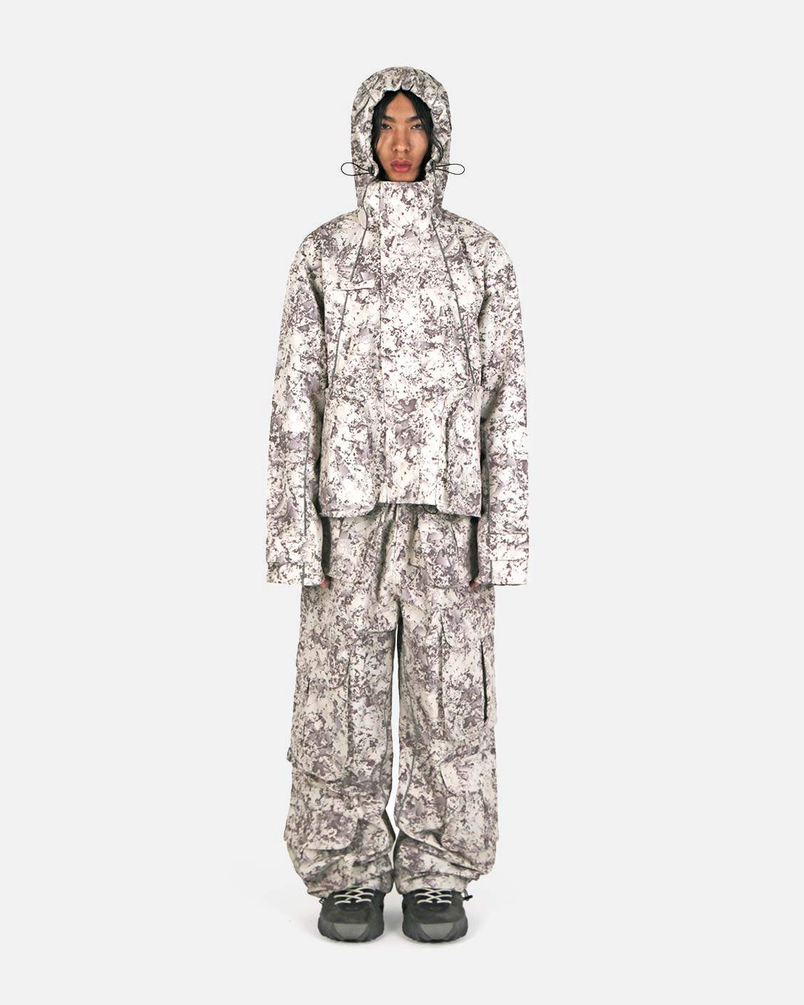 Tech Cargo Beige Camou, product view 4 on a light grey background