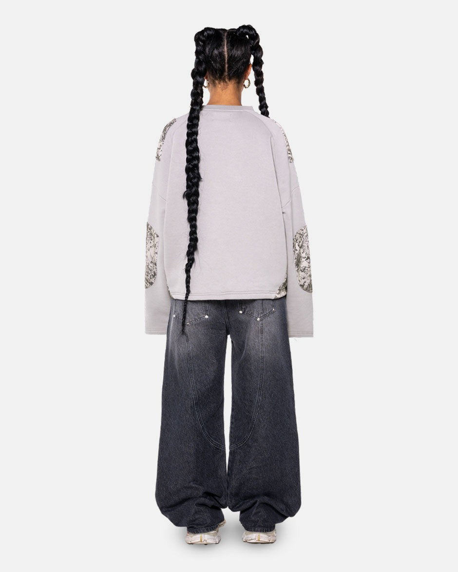 Camou Longsleeve Delta Grey, product view 4 on a light grey background