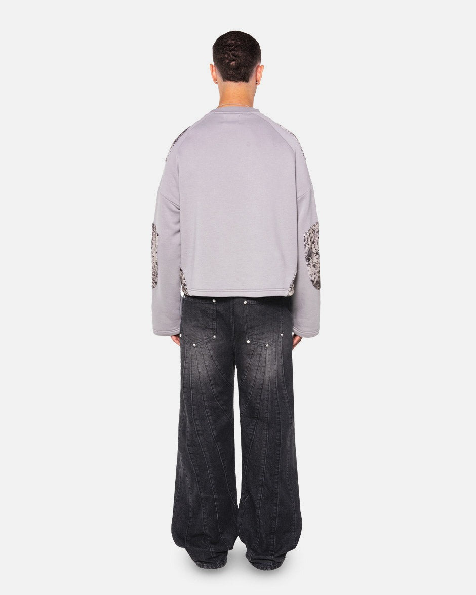 Camou Longsleeve Delta Grey, product view 3 on a light grey background