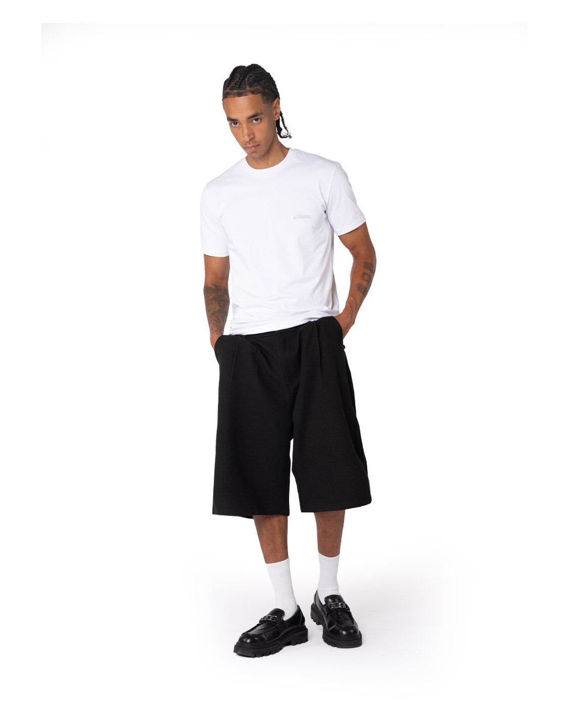 Tailored Pleat Shorts Black