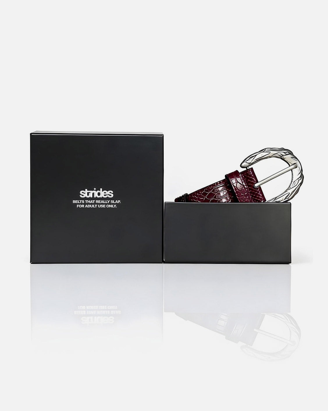 imperial belt bordeaux in a black strides box
