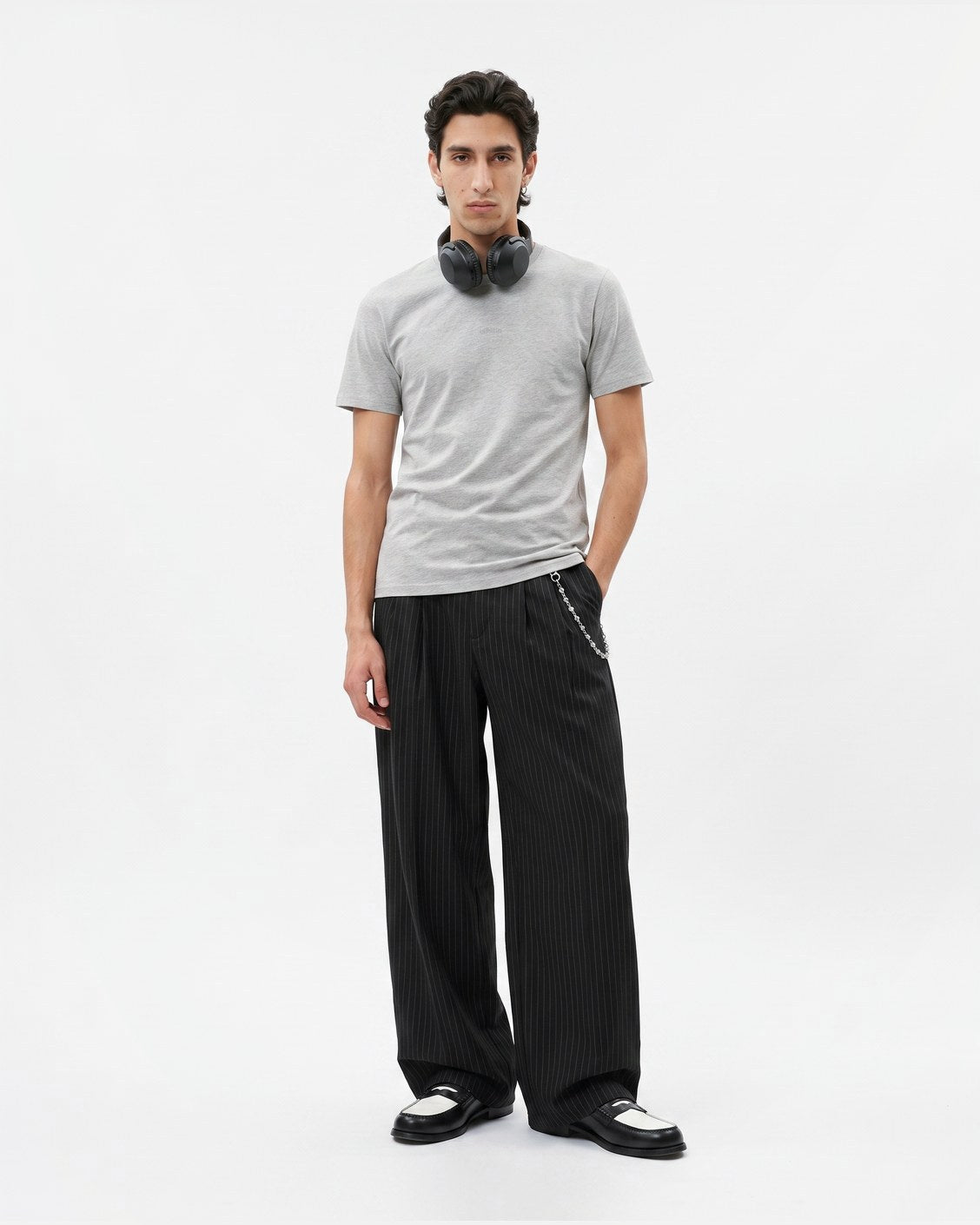 Slim Tee Grey, product view 6 on a light grey background