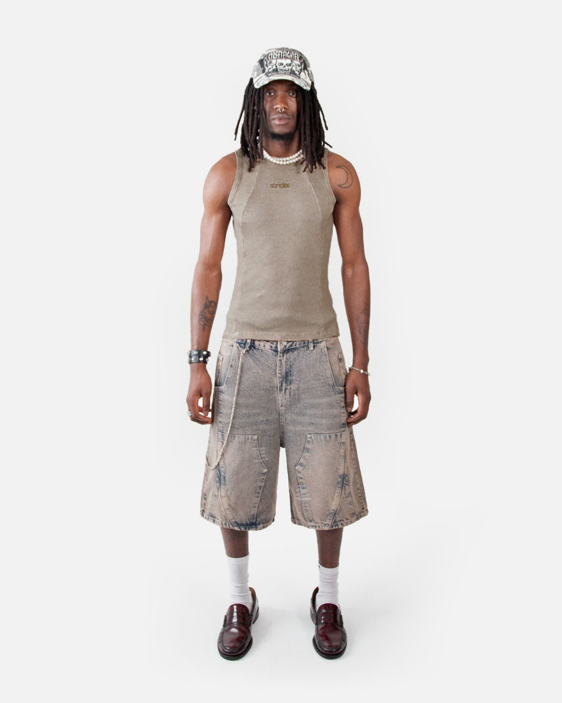 Line Tank Top Beige Oil Wash, worn by a model on a light grey background