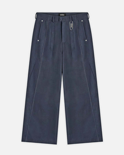 Office Quicky Pants Navy, na horizontal, vista frontal sobre fundo cinzento-claro