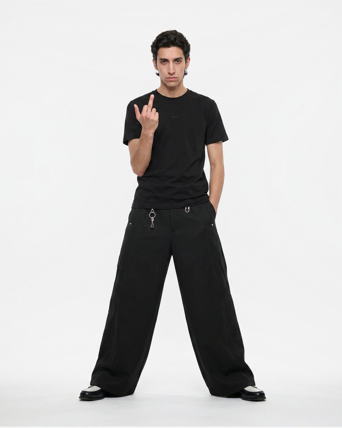 Slim Tee Black, product view 4 on a light grey background