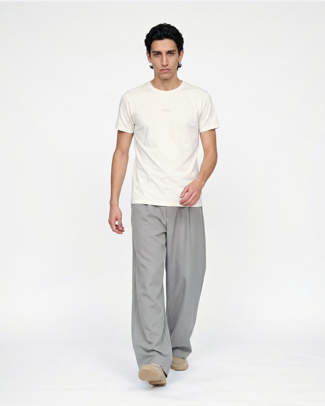 Slim Tee White, product view 1 on a light grey background